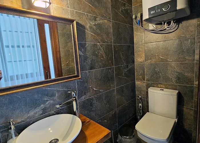 ゲストハウス Flor *